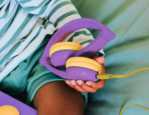 casque octave de lunii pour fabrique à histoires et FLAM boutique ile de la reunion pour enfant 974 VIOLET