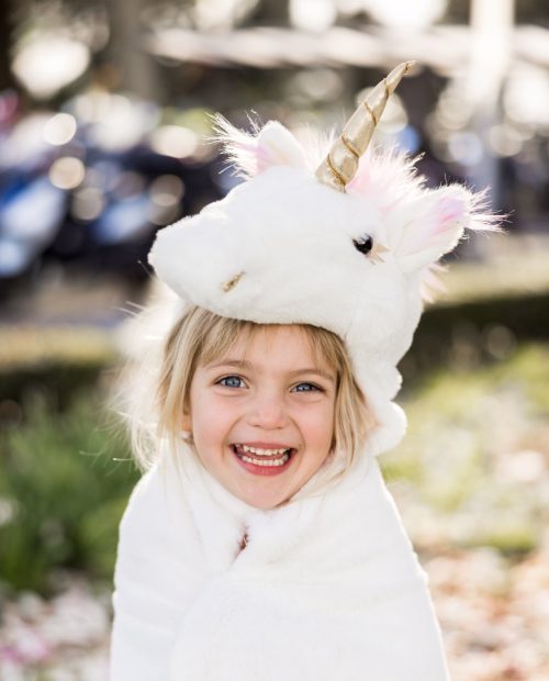 Cape LICORNE déguisement pour enfant fille et garçon de qualité et originale boutique pour enfant saint pierre ile de la reunion 974 revendeur great pretenders