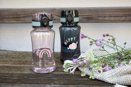 Gourde pour enfants boutique pour enfant saint pierre reunion 974 marque LASSIG, de qualité idéal pour la rentrée des classes et l'école 974 TINY OUTDOOR