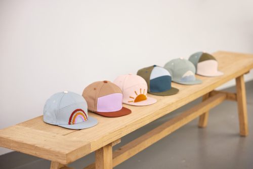 casquette pour enfant revendeur officiel LASSIG livraison sur toute l'ile 974 boutique pour enfant rentrée des classes 974