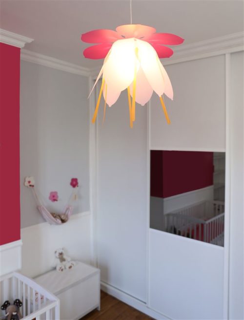 luminaire suspension enfant fleur fabriqué en France magasin de déco chambre enfant à st pierre 97410 duparc 97438 livraison la réunion 974