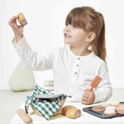 Panier boulangerie en bois MAMIE SOLEIL aliment imitation en bois revendeur officiel JANOD magasin de jouets en bois à st pierre 97410 livraison LA REUNION 974 duparc 97438