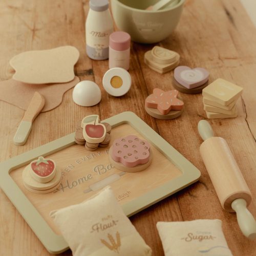 Set de pâtisserie gâteaux pour cuisine et marchande accessoires pour cuisine en bois revendeur officiel LITTLE DUTCH jouets en bois saint pierre 97410 livraison la Réunion 974 centre commercial DUPARC ste marie