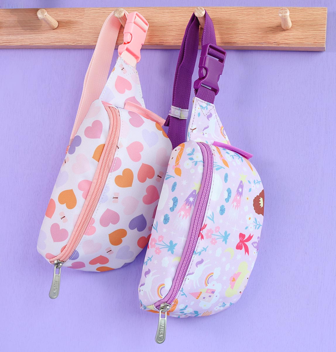 BUHEMU09-LR-6-Bum-bag-Hearts sac banane magasin de jouets et idée cadeau pour enfants à Saint Pierre 97410 livraison la réunion 974 Livraison DUPARC 97438