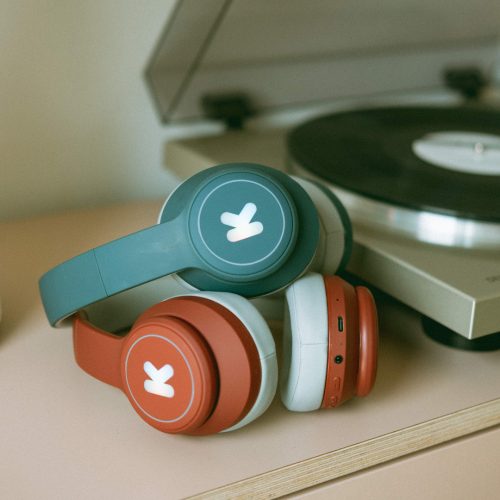 Casque bluetooth ado K-EARS revendeur officiel kidywolf magasin d jouets à st pierre 97410 centre commercial duparc 974 livraison la Réunion et France métropolitaine