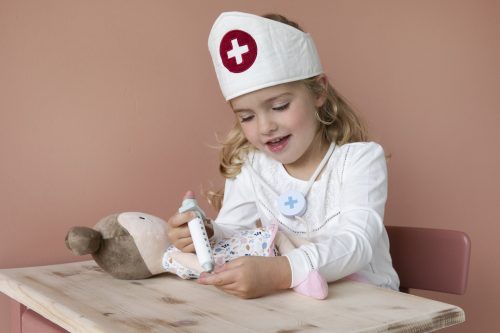 jouet d'imitation pour enfant palette de docteur magasin pour enfant jouet en bois tendance ILE DE LA REUNION revendeur officiel Little Dutch