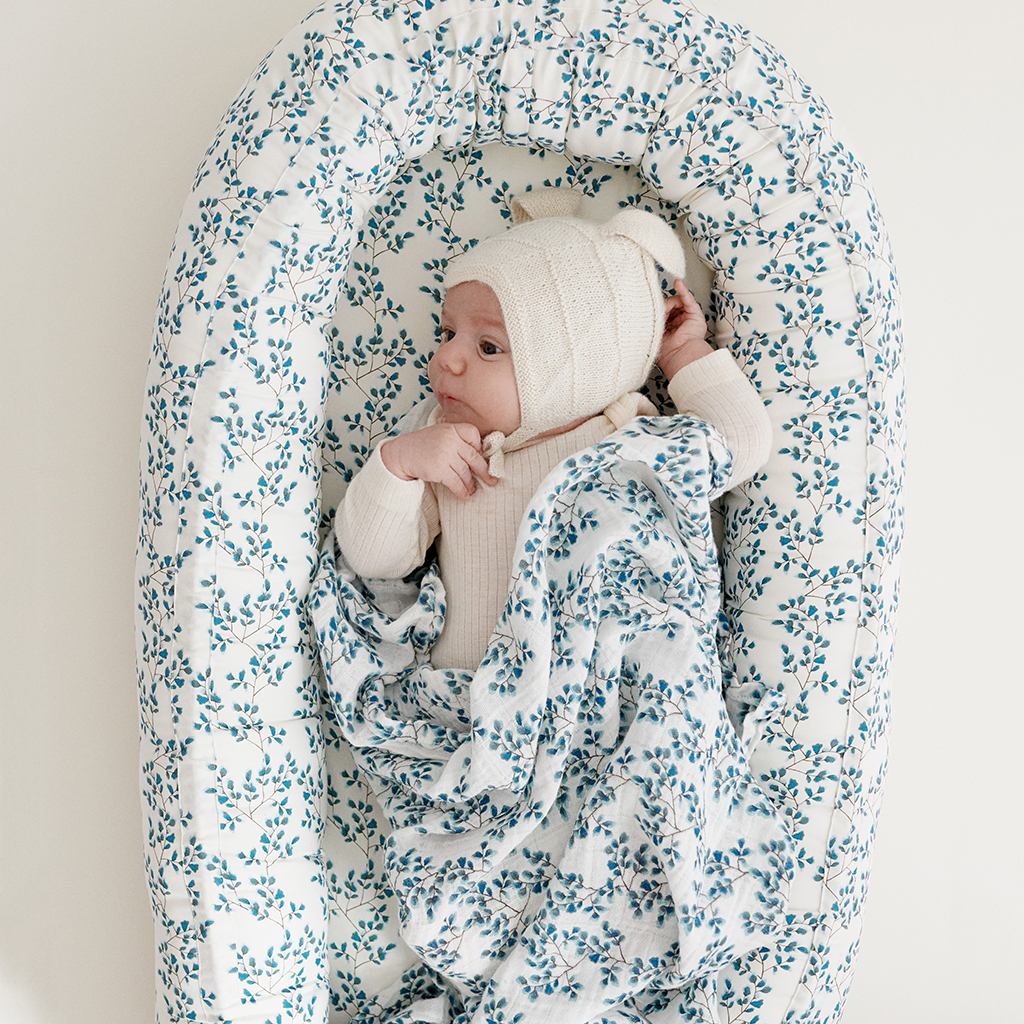 Reducteur De Lit Babynest Bleu Fiori