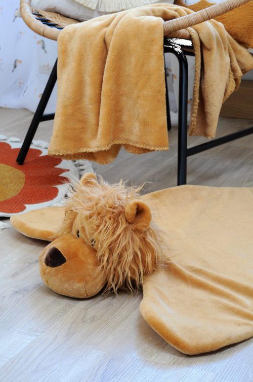 TAPIS Fauve LION magasin de décoration pour chambre d'enfant saint pierre ile de la reunion