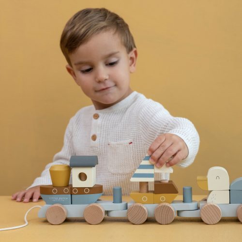 Train en bois avec blocs SAILORS BAY boutique de jouet enfant revendeur officiel Little Dutch saint pierre reunion 974