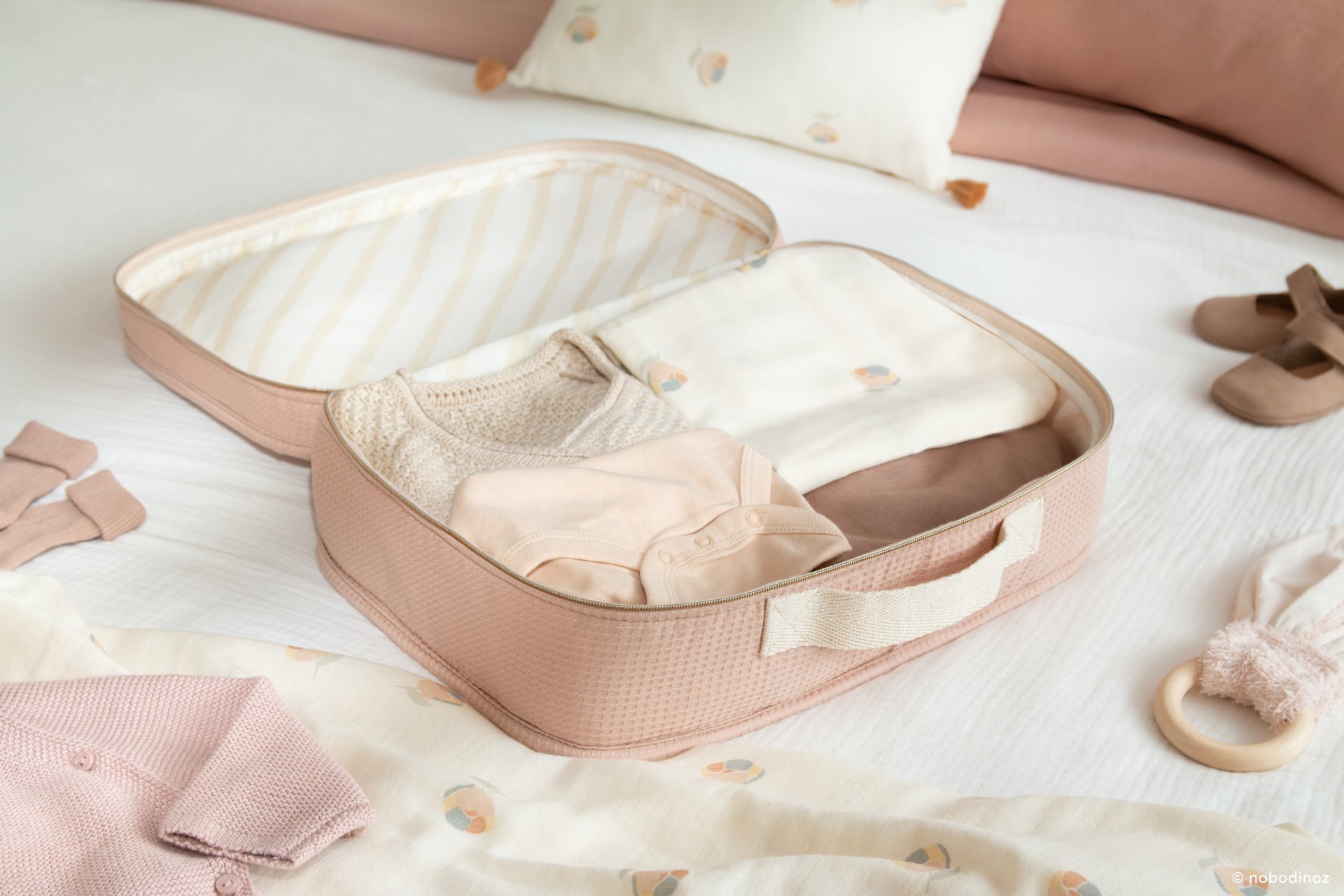 Valise de maternité pour bébé VICTORIA MISTY PINK 